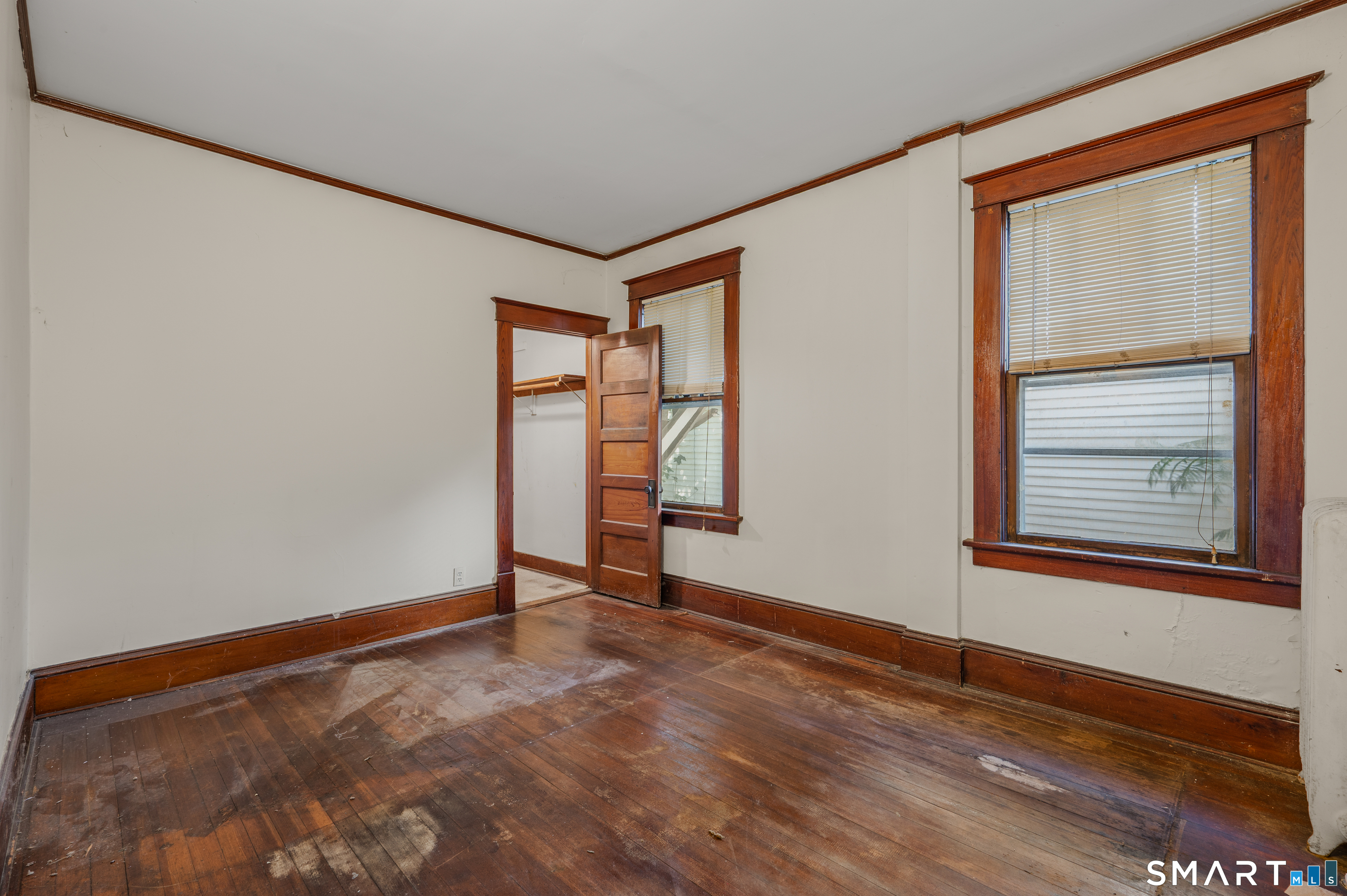 367 Ocean Avenue New London CT 06320