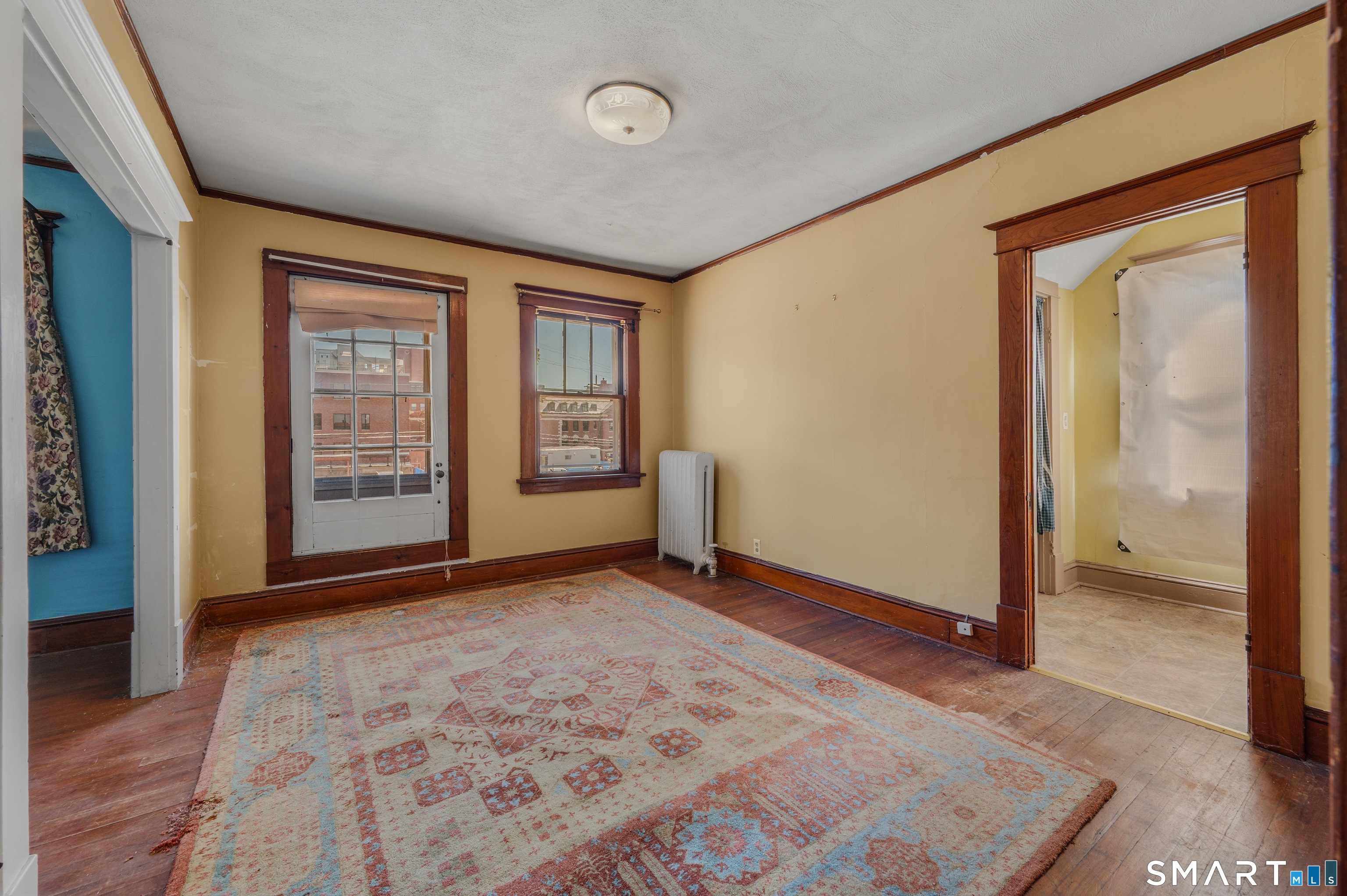 367 Ocean Avenue New London CT 06320