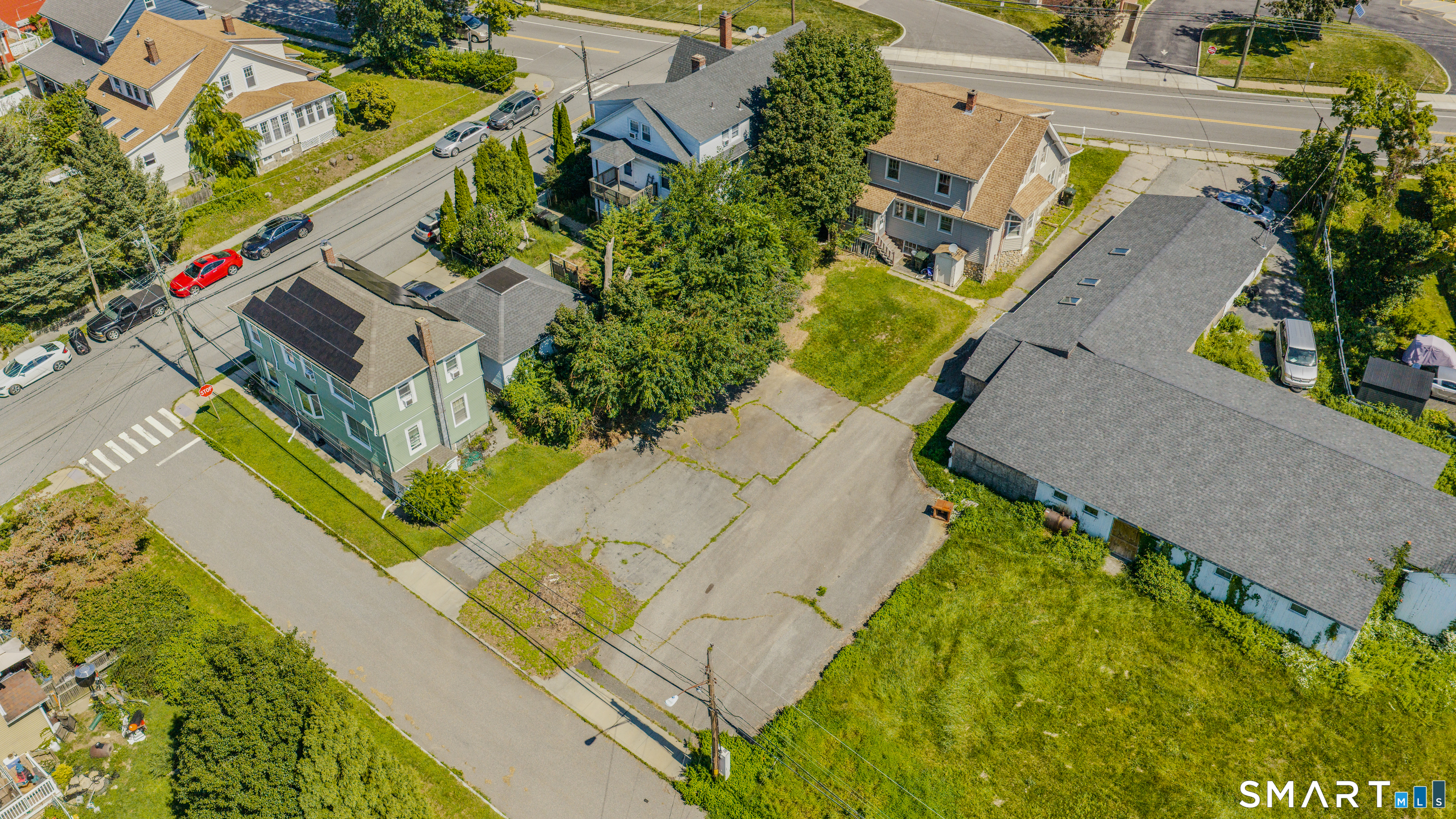 367 Ocean Avenue New London CT 06320