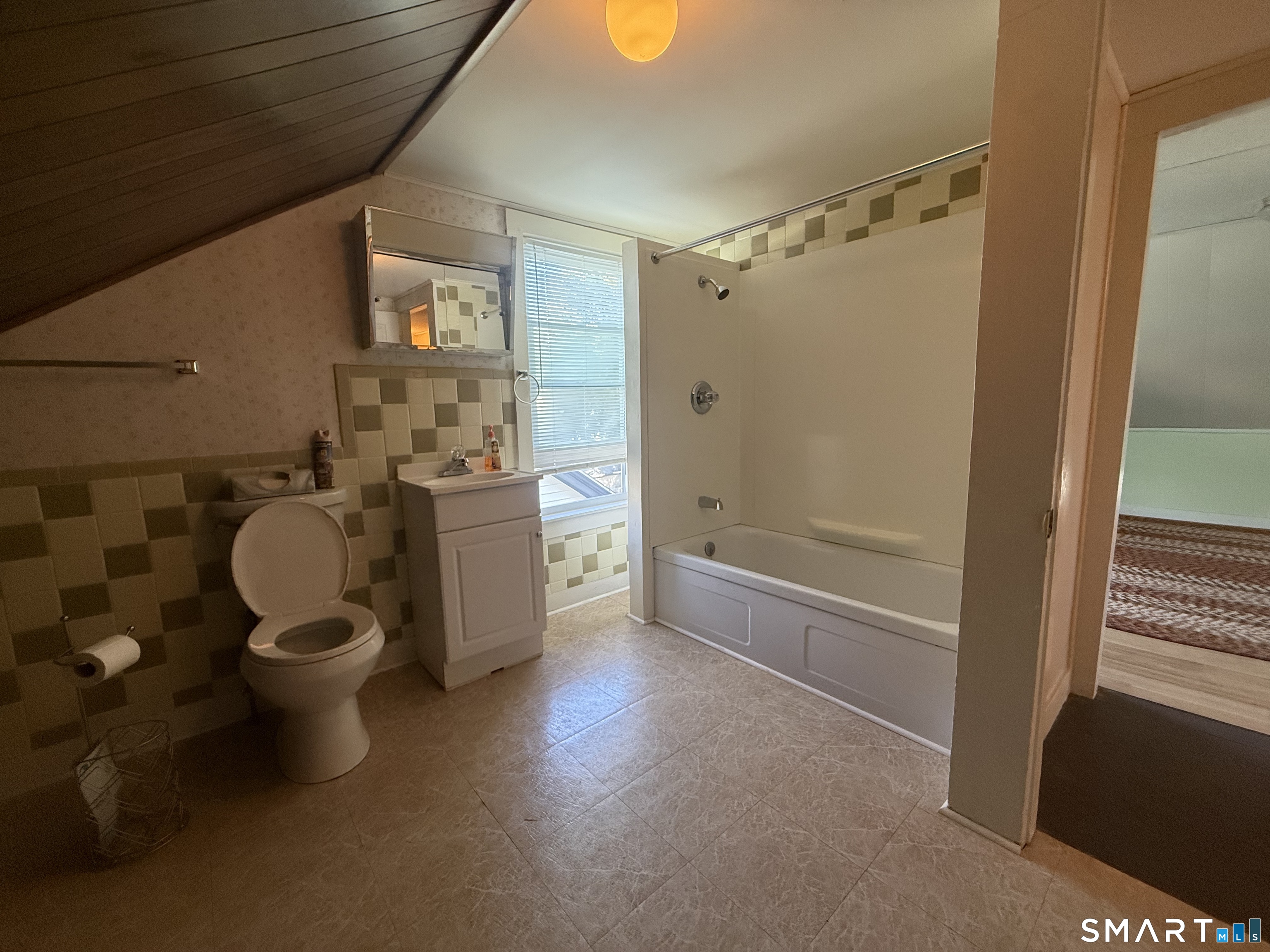 53 Battey Street Putnam CT 06260
