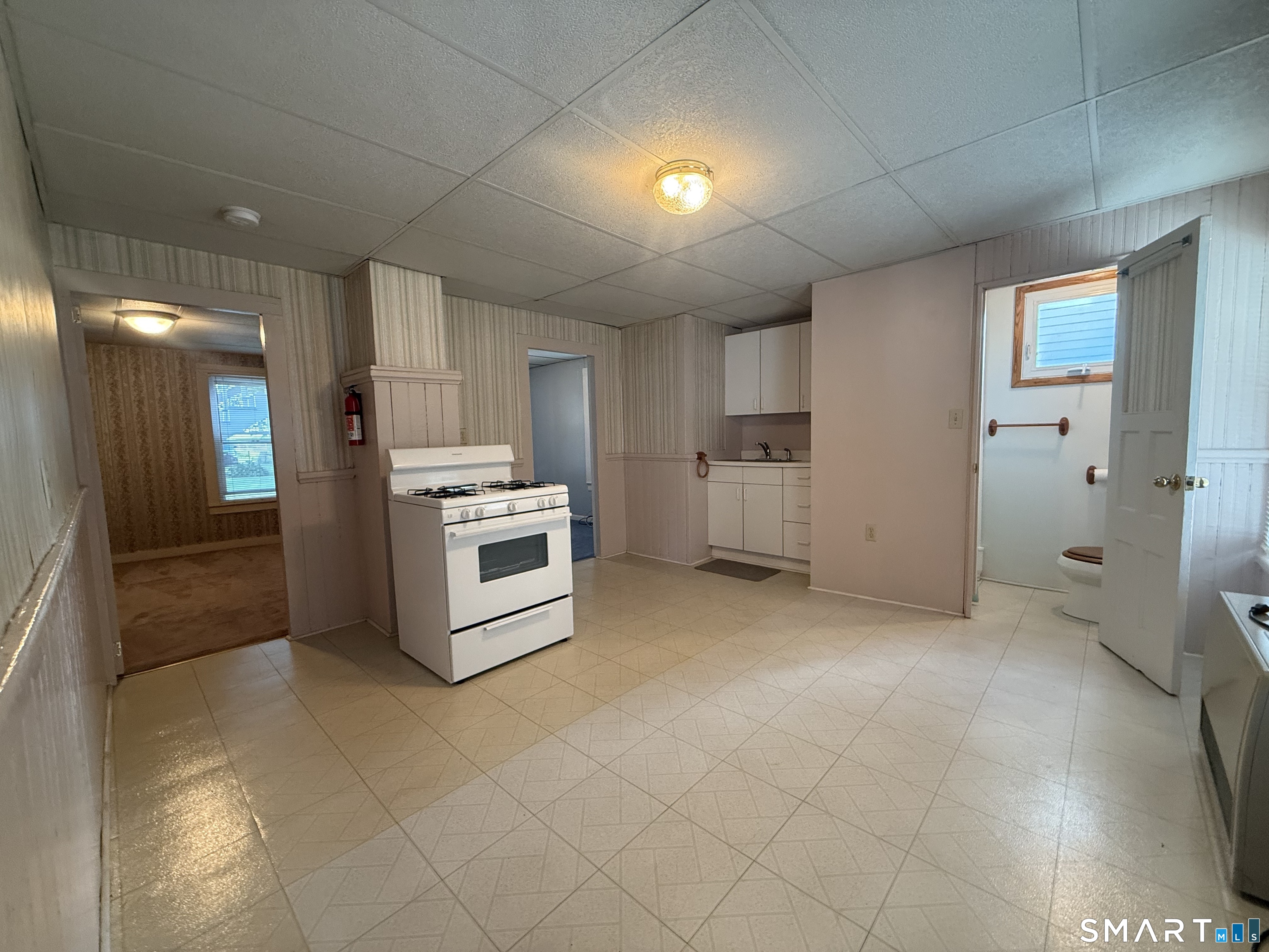 53 Battey Street Putnam CT 06260