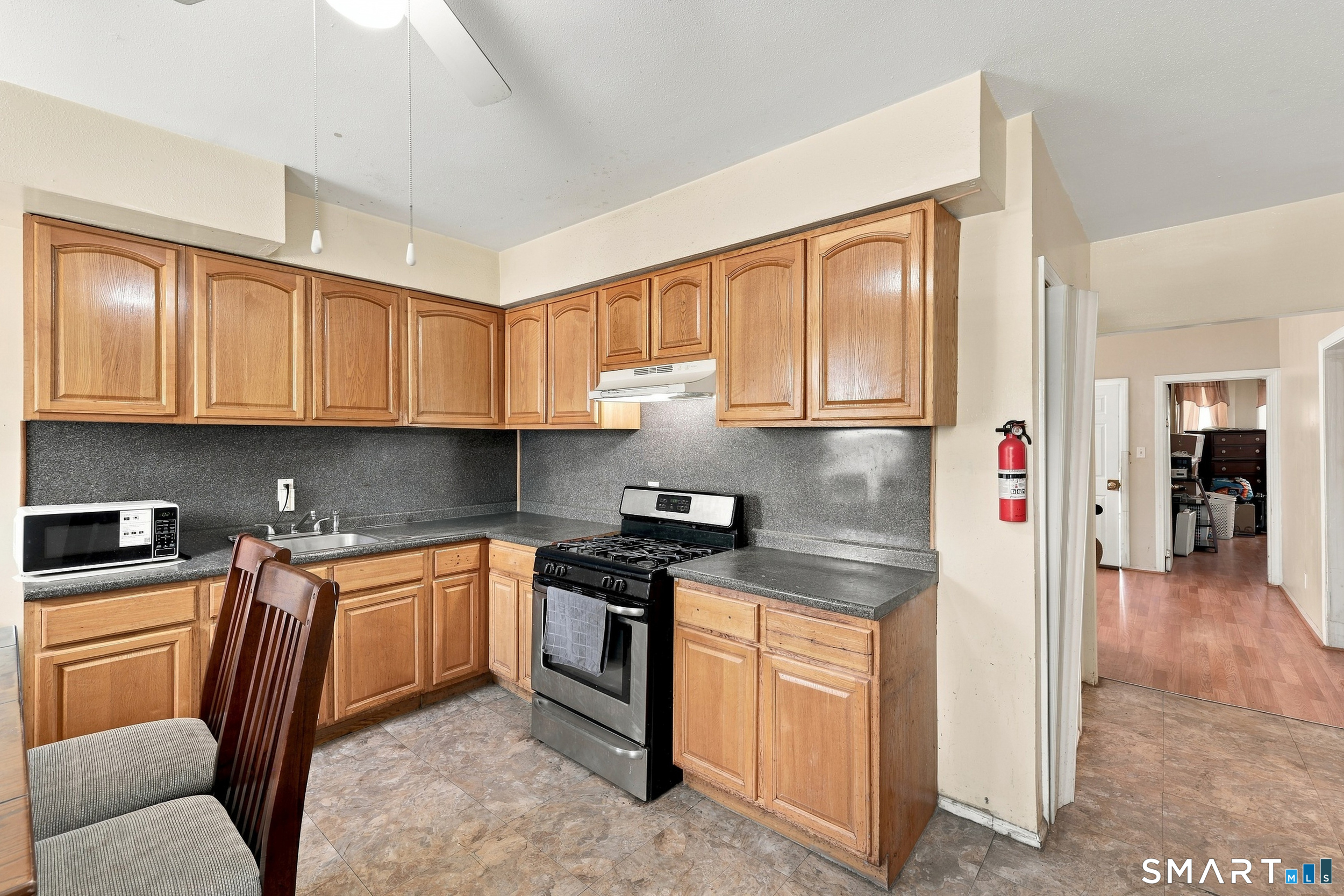 138-140 Putnam Street Hartford CT 06106