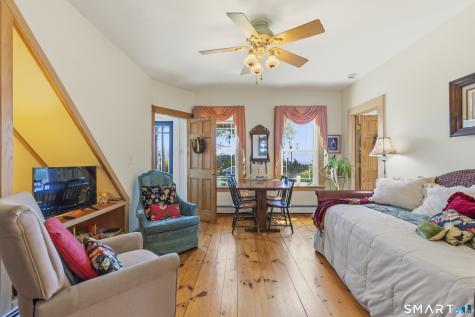 5 South Street Stonington CT 06378