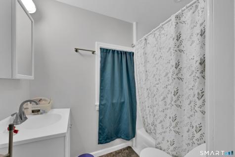 18 Mallory Street Danbury CT 06810