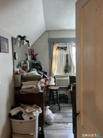 20 Reed Street New London CT 06320
