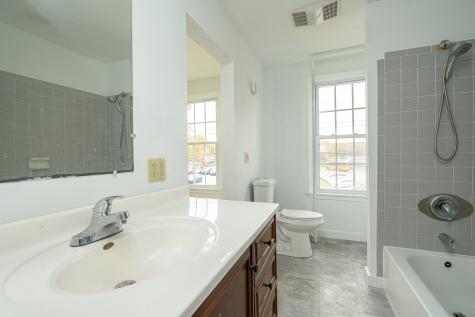 81 West Town Street Norwich CT 06360