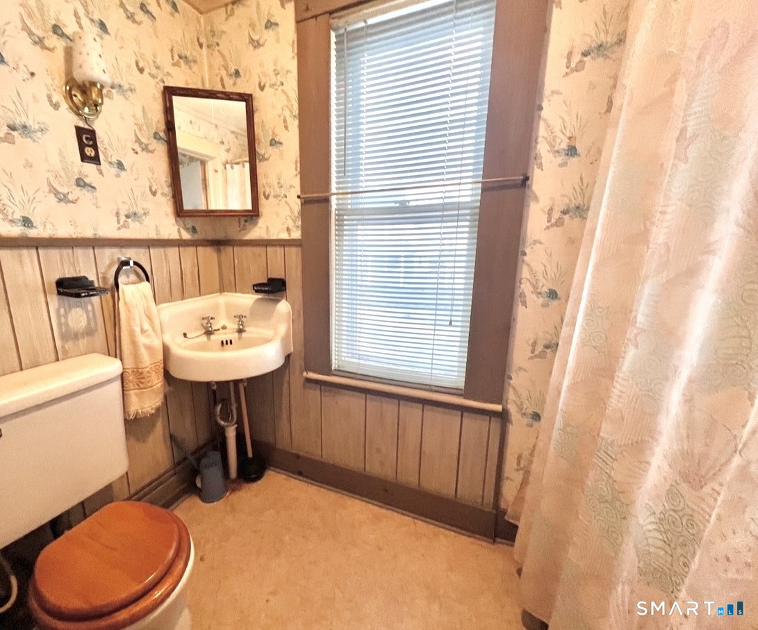 20 Prospect Place Torrington CT 06790