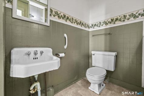 10 North Street Norfolk CT 06058