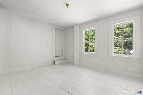 10 North Street Norfolk CT 06058