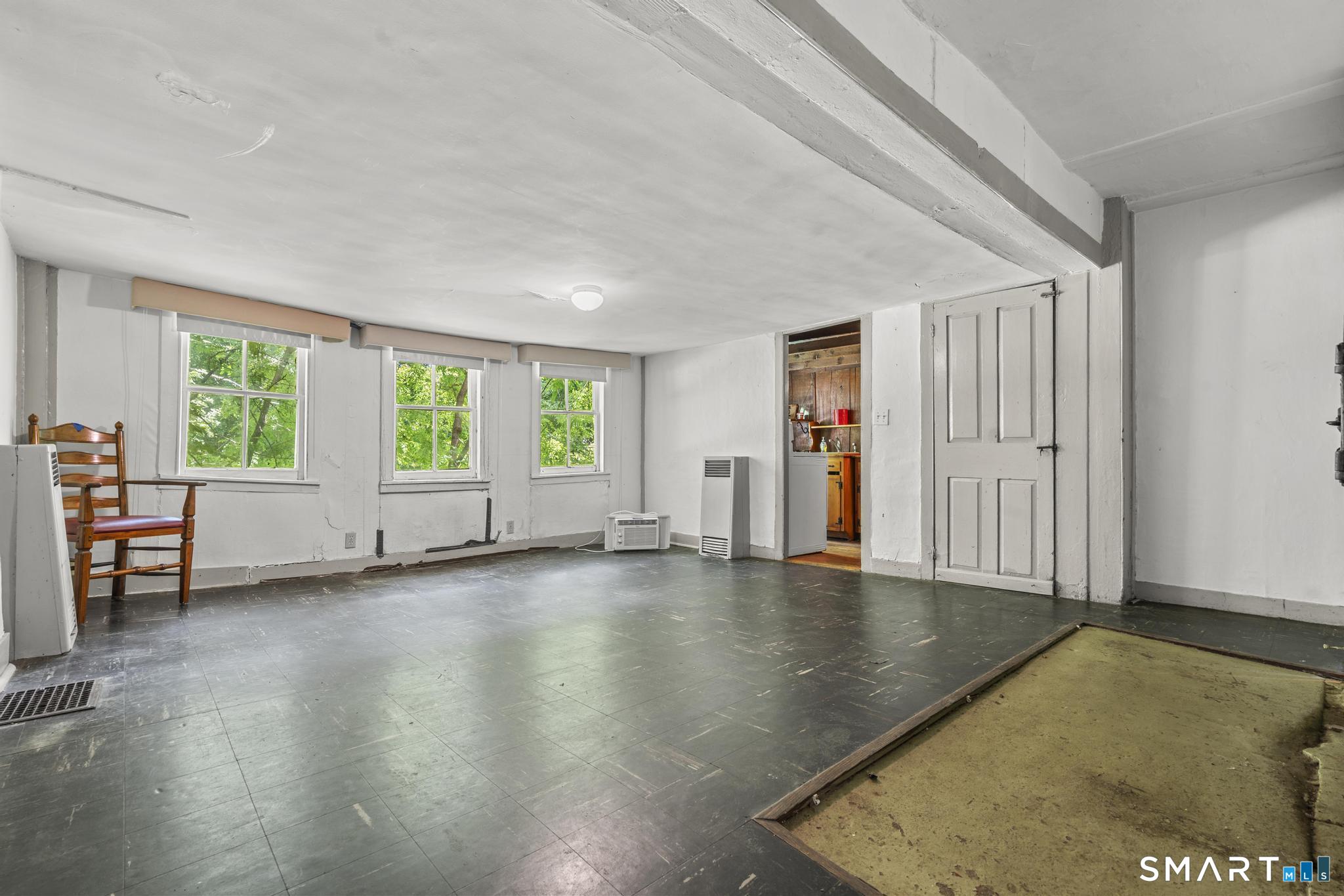 10 North Street Norfolk CT 06058