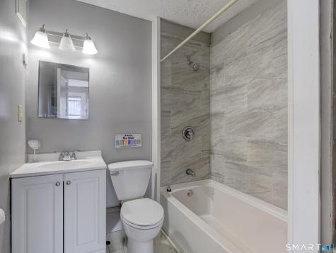 85-87 Spruce Street Manchester CT 06040