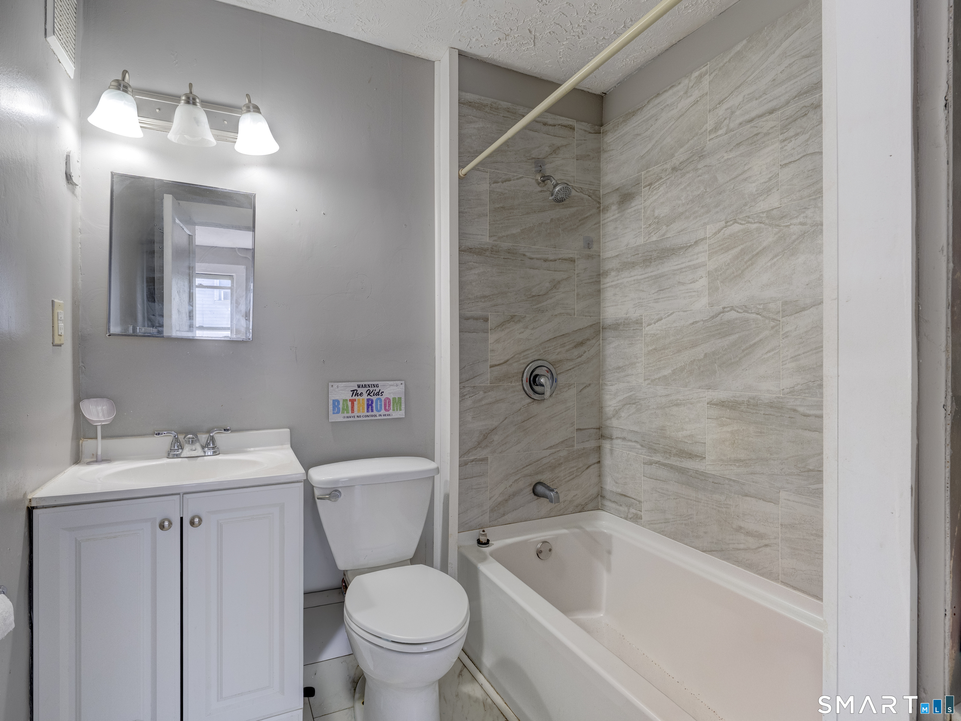85-87 Spruce Street Manchester CT 06040