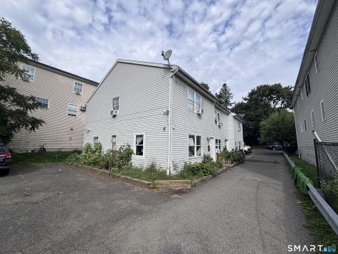 8 Peace Street Danbury CT 06810