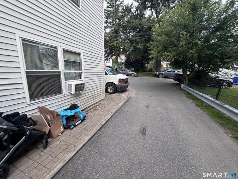8 Peace Street Danbury CT 06810