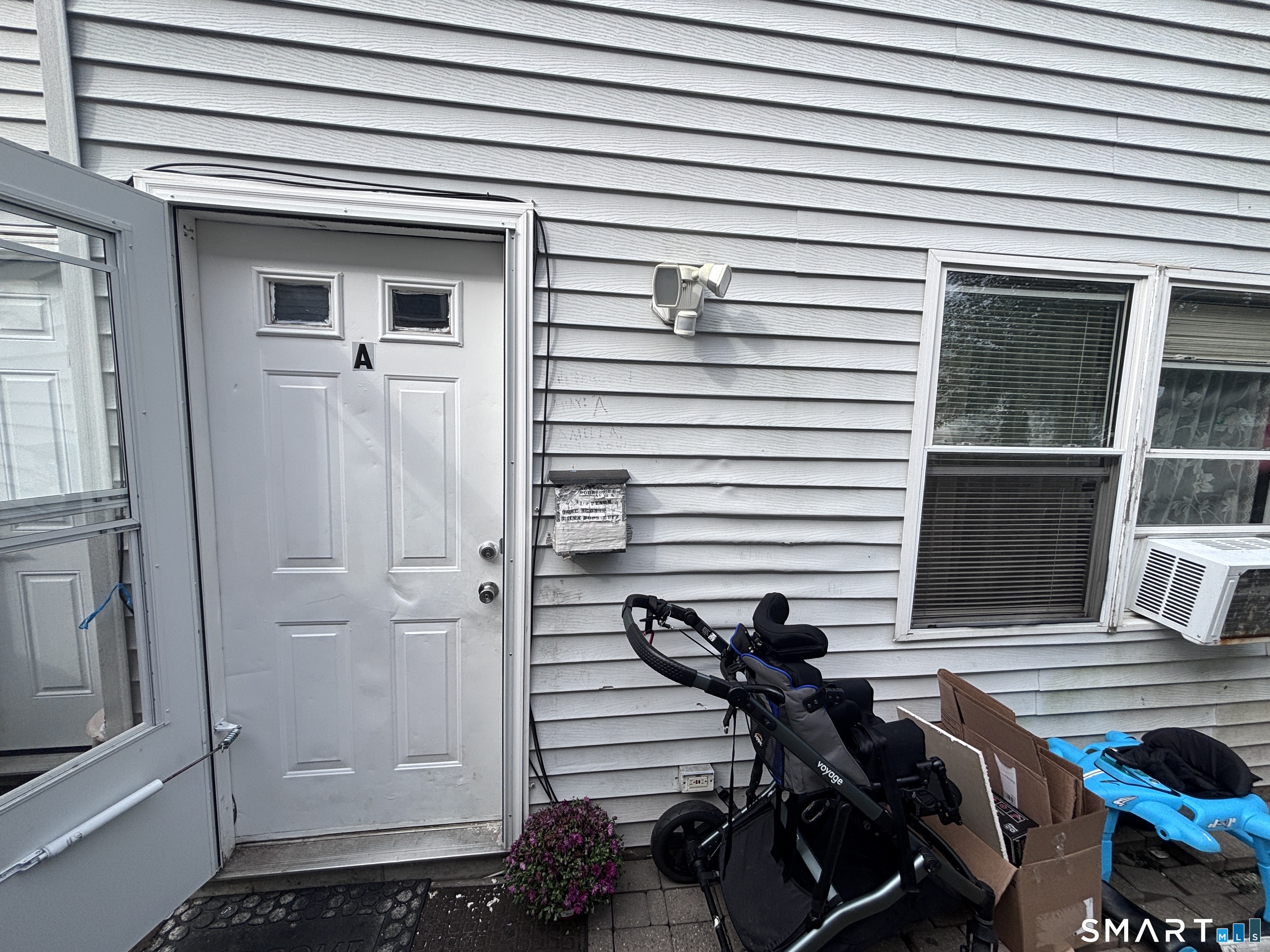 8 Peace Street Danbury CT 06810