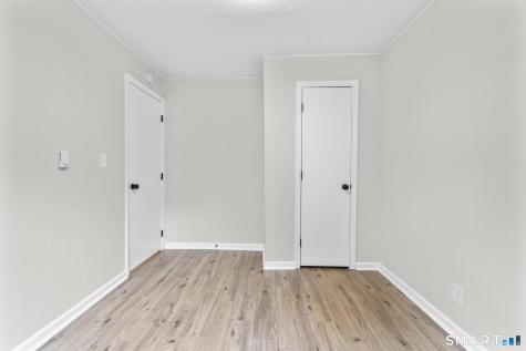 13-15 York Court Groton CT 06340