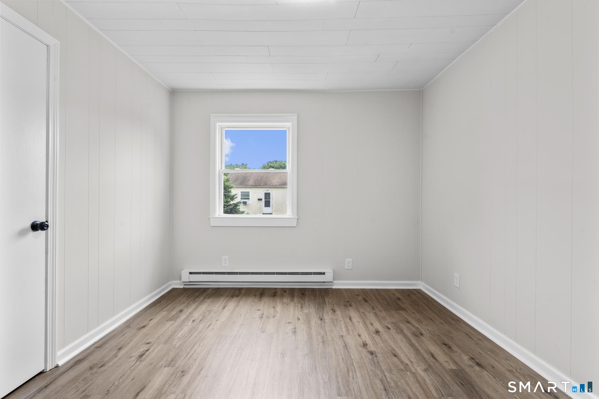 13-15 York Court Groton CT 06340