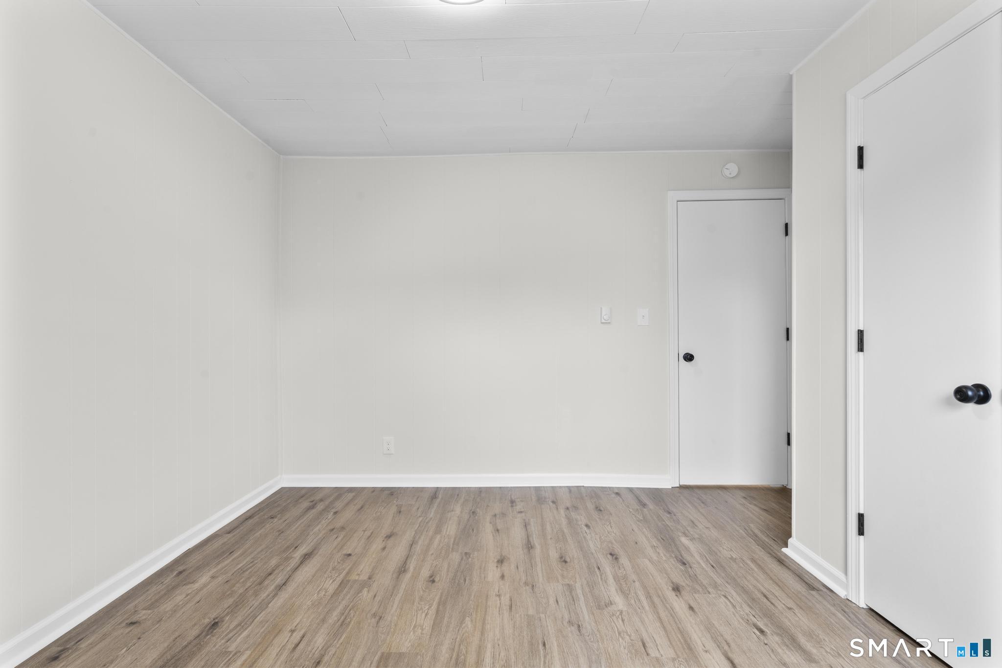 13-15 York Court Groton CT 06340