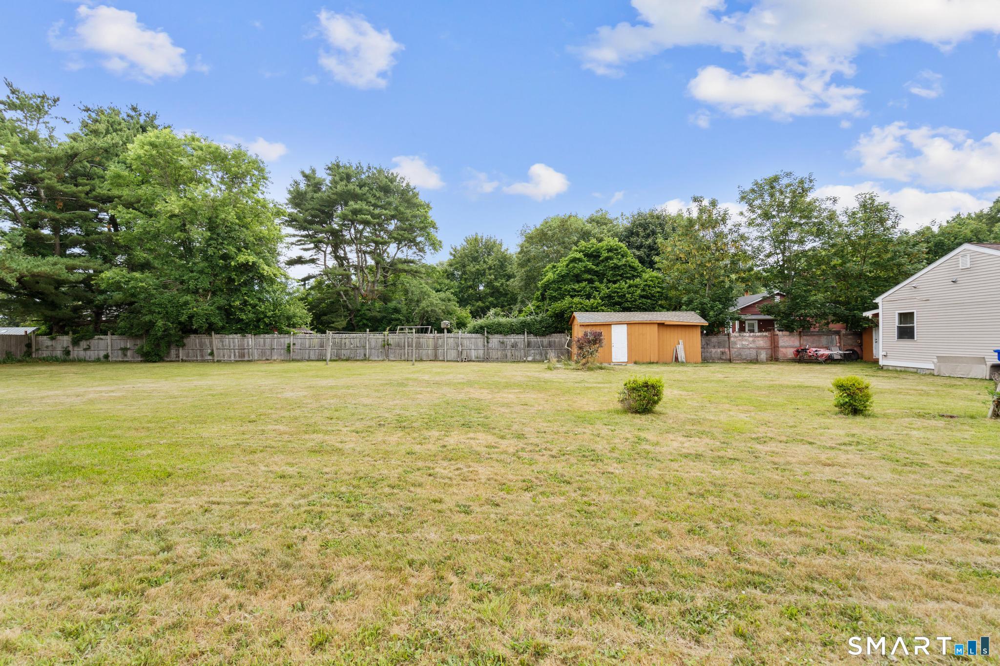 13-15 York Court Groton CT 06340