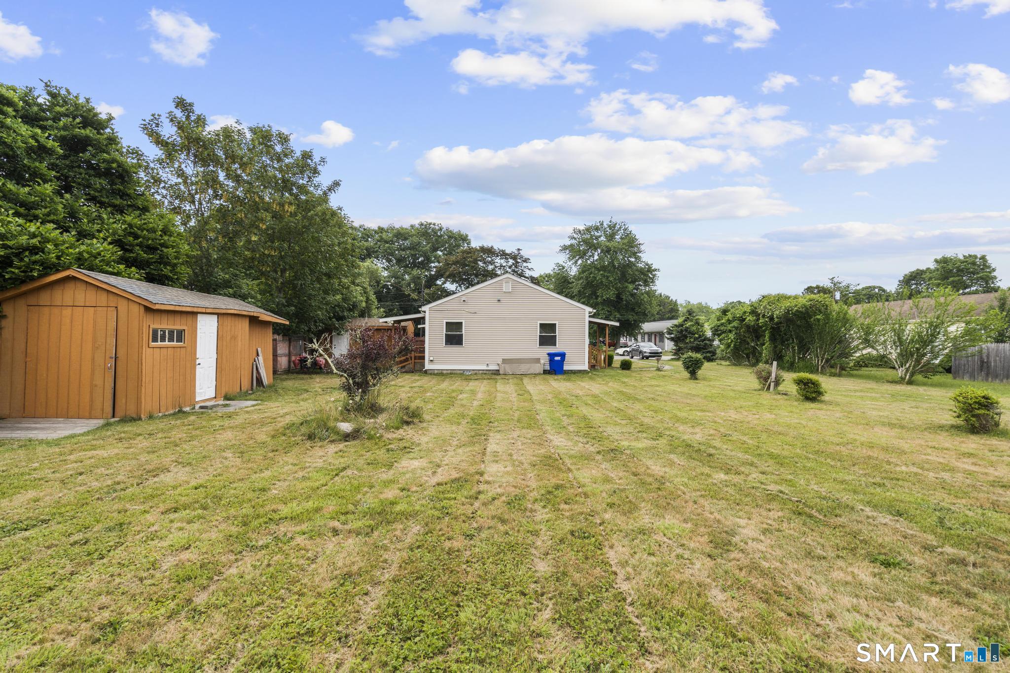 13-15 York Court Groton CT 06340