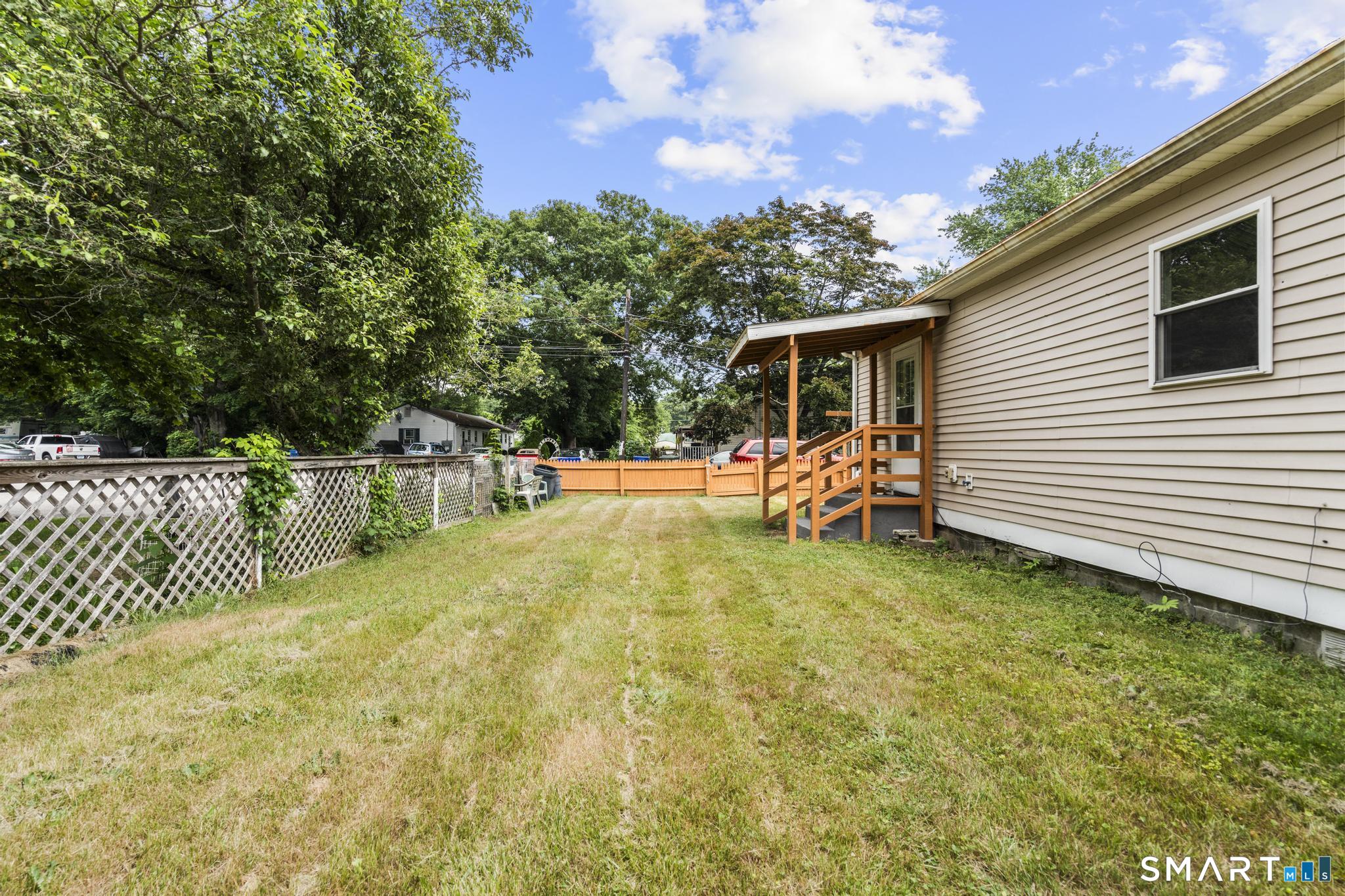 13-15 York Court Groton CT 06340