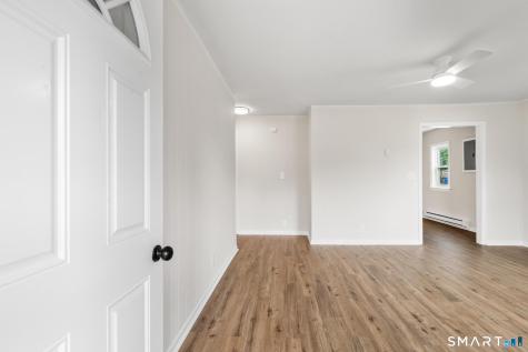13-15 York Court Groton CT 06340