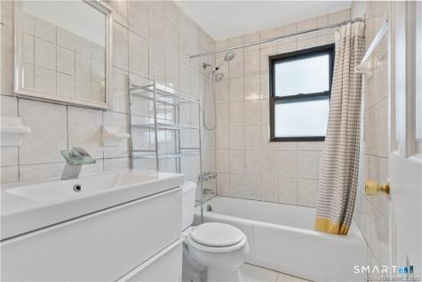 112 Colonial Road Stamford CT 06906