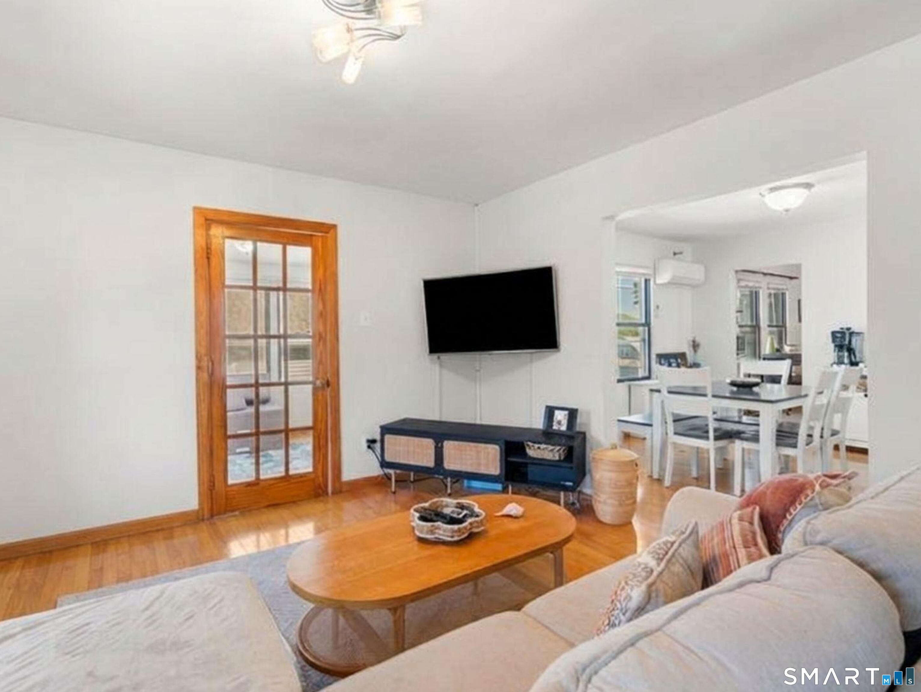 112 Colonial Road Stamford CT 06906