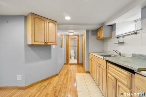 112 Colonial Road Stamford CT 06906