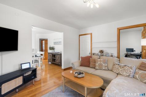112 Colonial Road Stamford CT 06906