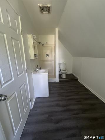 464-466 Wilmot Avenue Bridgeport CT 06607