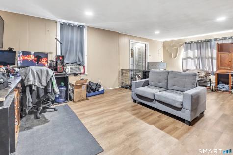 142 Gracey Avenue Meriden CT 06451