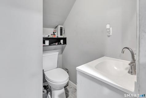 142 Gracey Avenue Meriden CT 06451