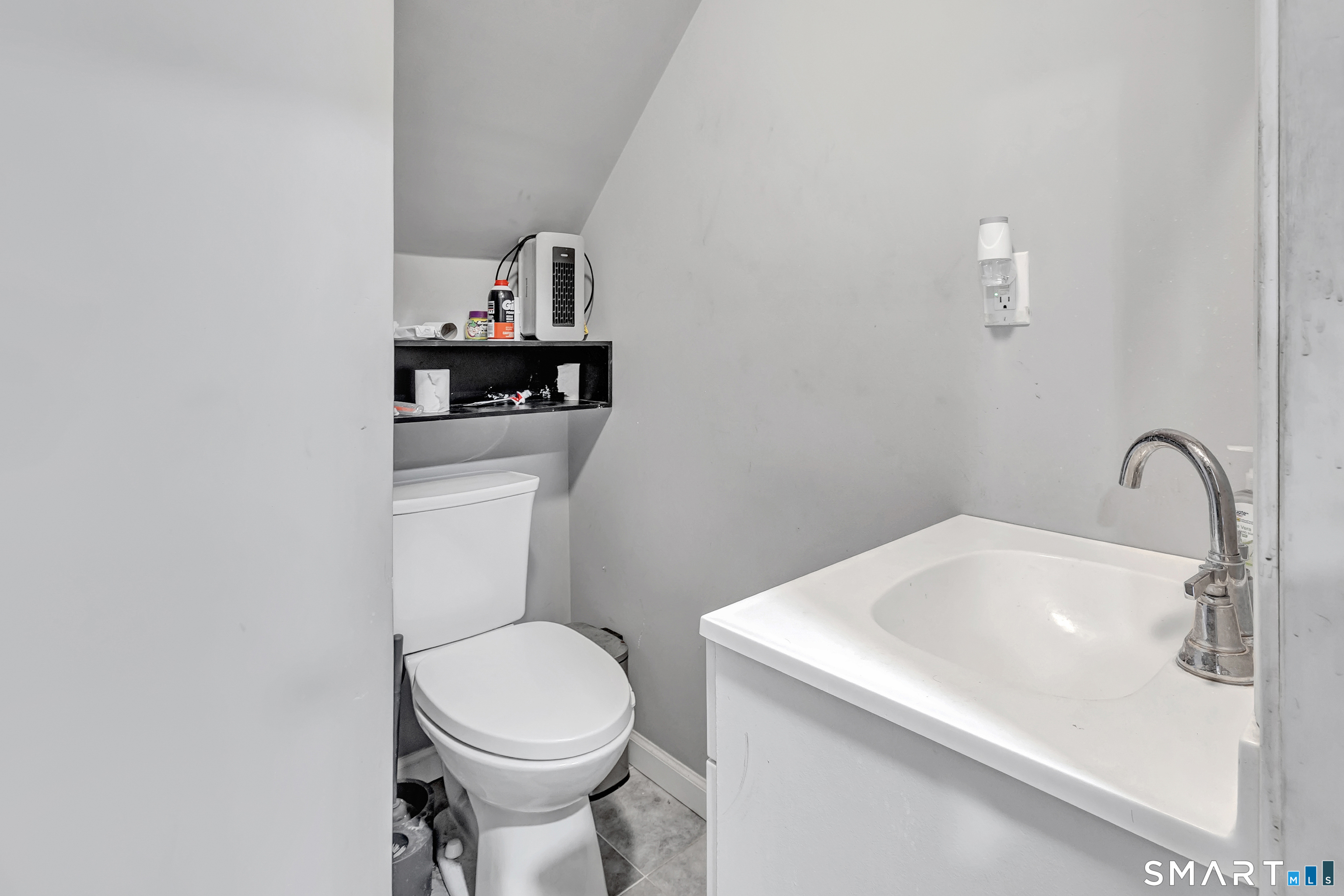 142 Gracey Avenue Meriden CT 06451