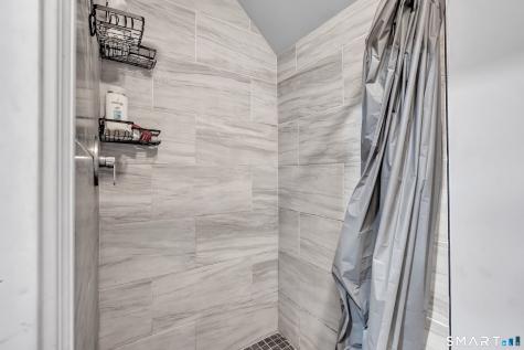 142 Gracey Avenue Meriden CT 06451