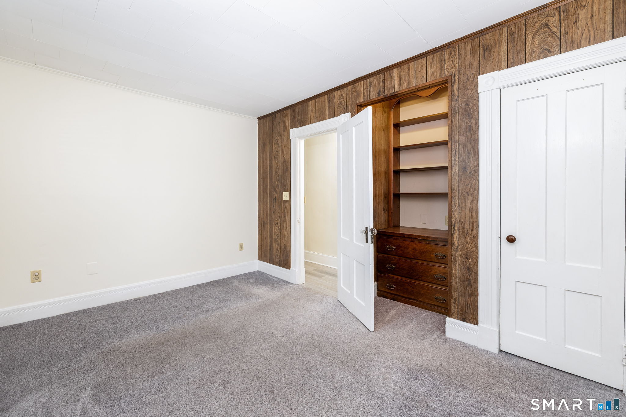 41 Walnut Street Enfield CT 06082