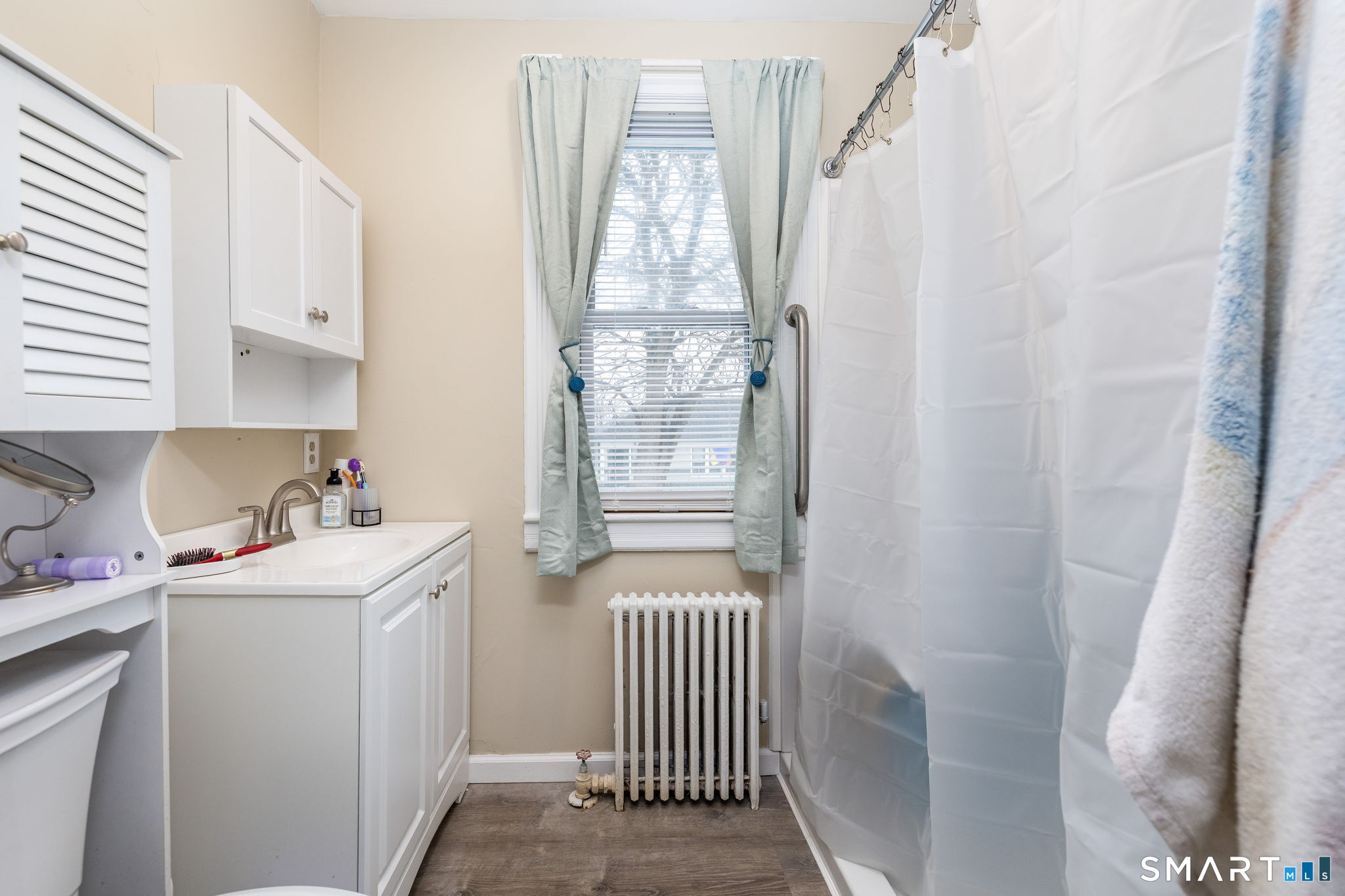 41 Walnut Street Enfield CT 06082