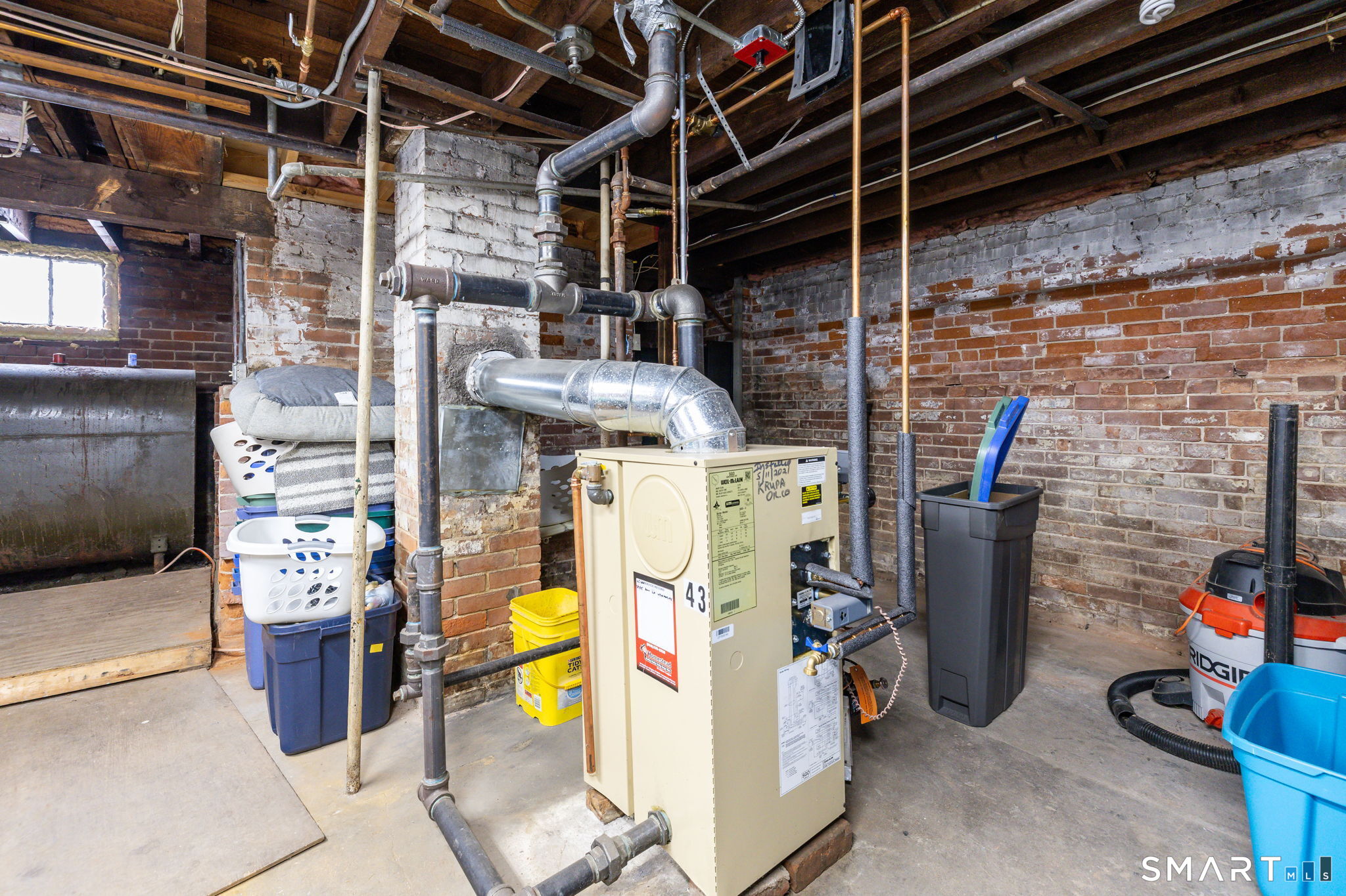 41 Walnut Street Enfield CT 06082