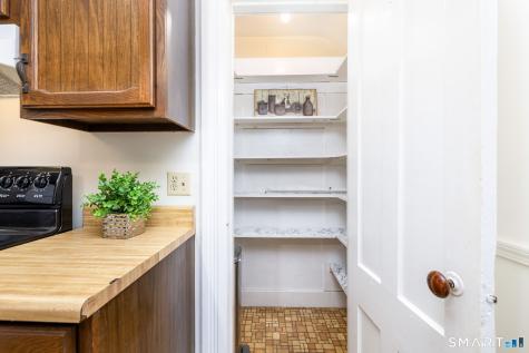 41 Walnut Street Enfield CT 06082