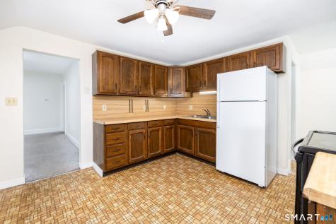 41 Walnut Street Enfield CT 06082