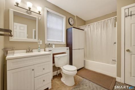 670 Hanover Road Meriden CT 06451