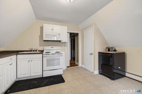 670 Hanover Road Meriden CT 06451