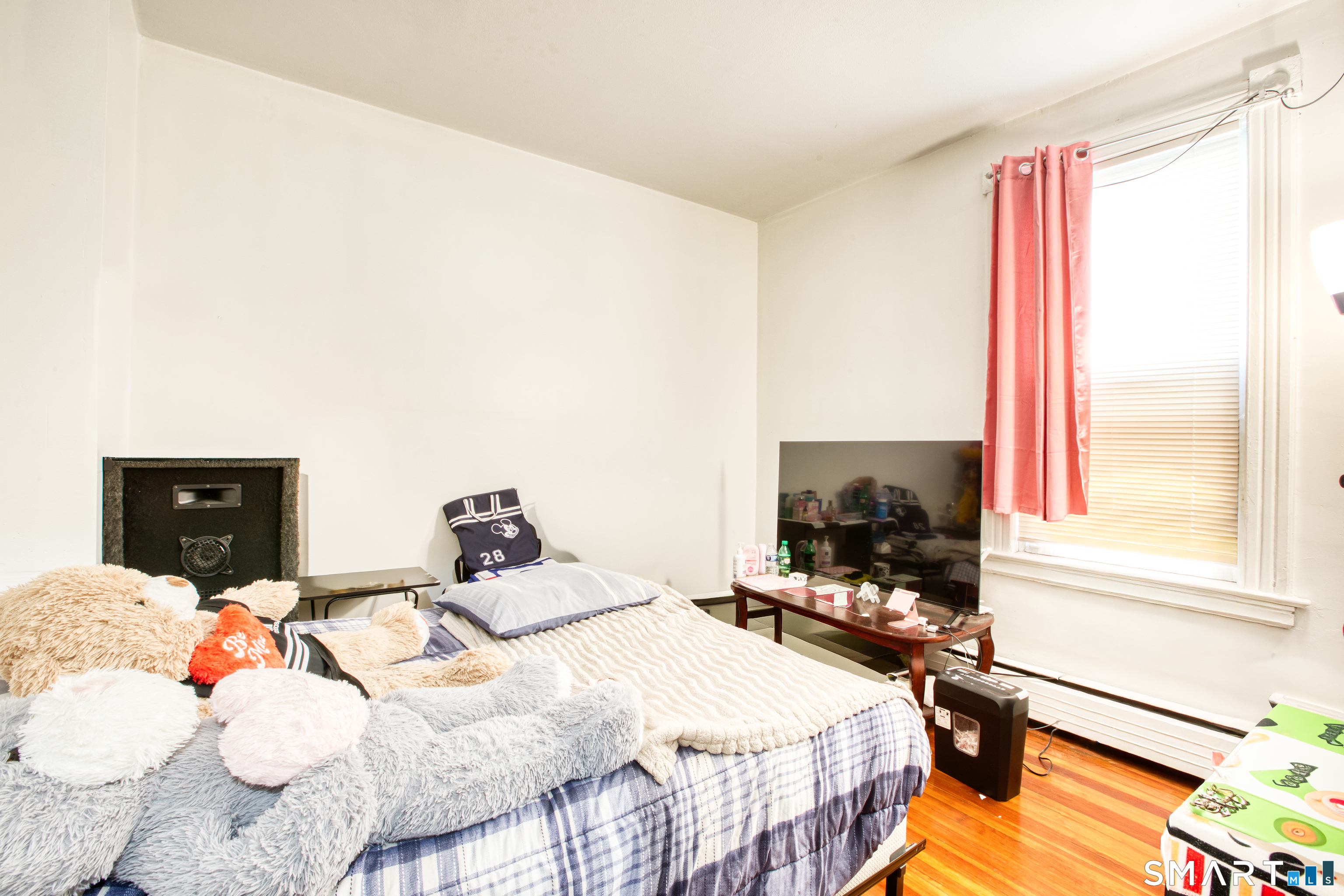 33-35 Amity Street Hartford CT 06106