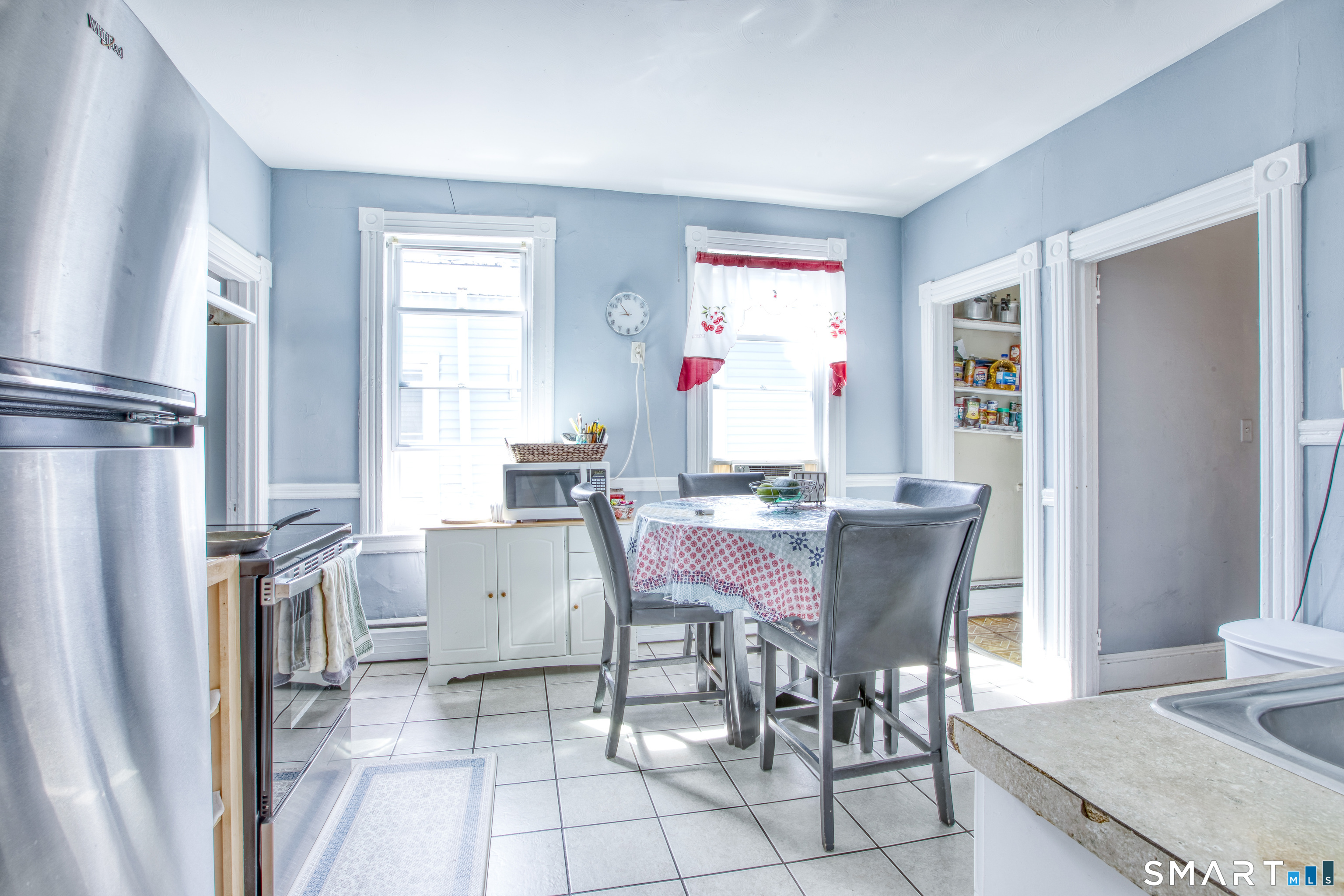 33-35 Amity Street Hartford CT 06106