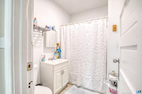 33-35 Amity Street Hartford CT 06106