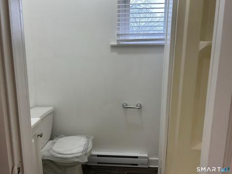7 Broad Street Norwich CT 06360