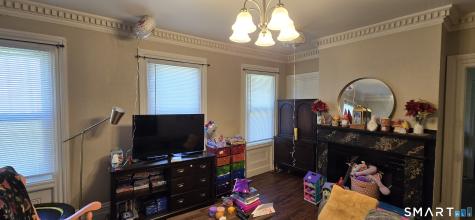7 Broad Street Norwich CT 06360