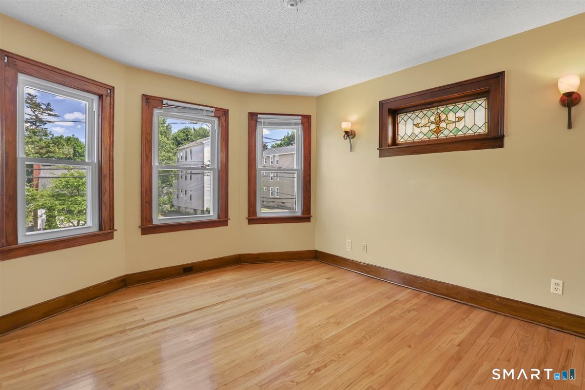31 Brooklawn Street New Britain CT 06052