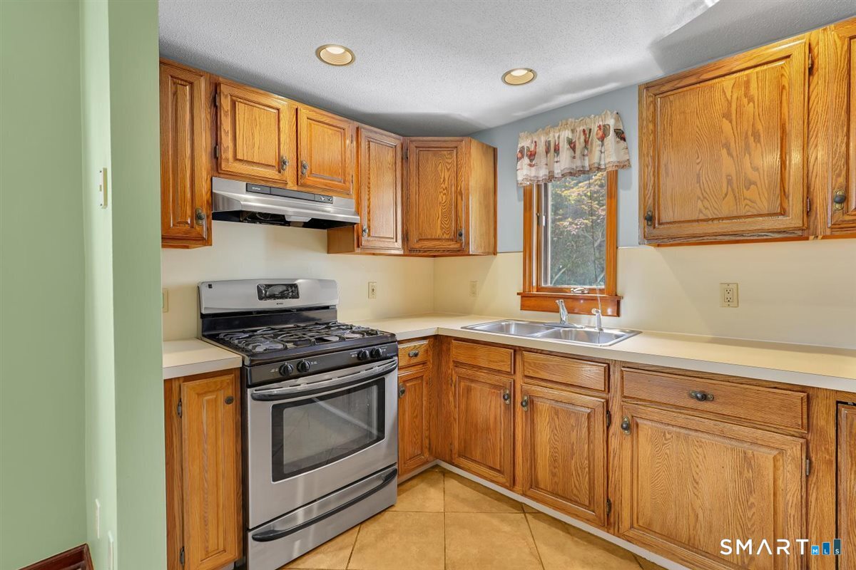 31 Brooklawn Street New Britain CT 06052