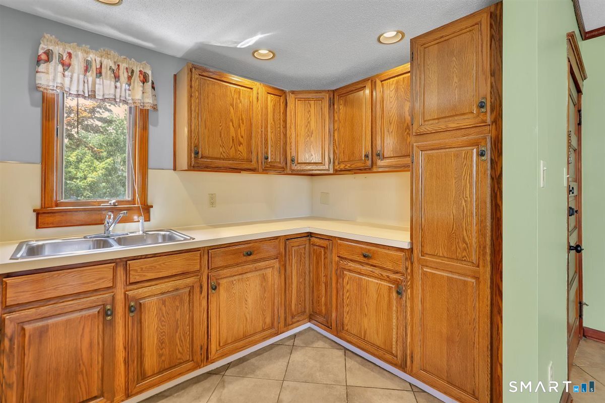 31 Brooklawn Street New Britain CT 06052